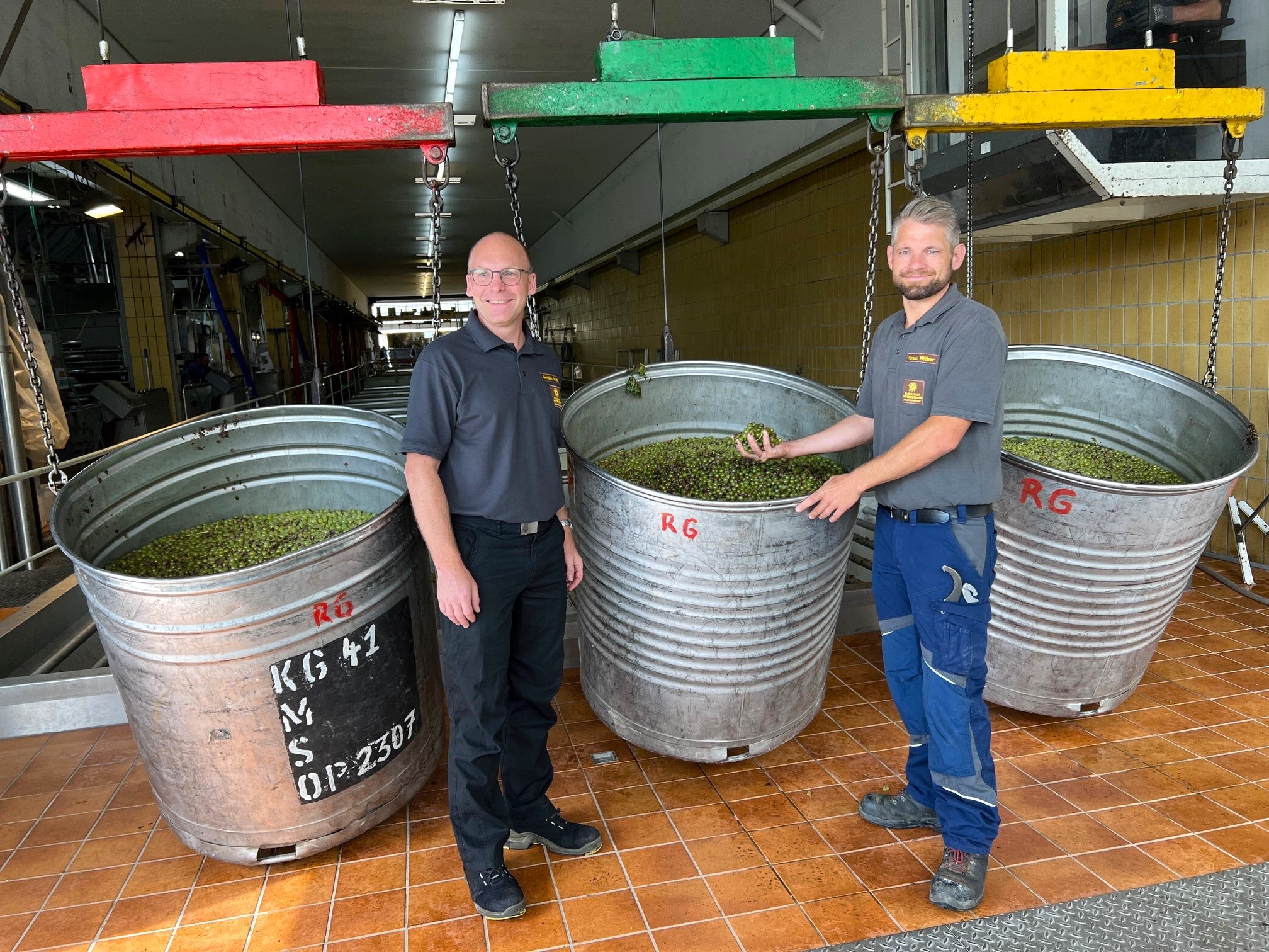 Sonnenwinzer-Start in die Weinlese 2025. Am 02. September hat der Tanz der Bottiche beim Badischen Winzerkeller in Breisach begonnen